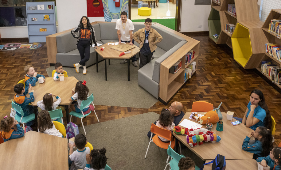 Bonecos, marionetes e atrações para as idades marcam uma semana repleta de atividades culturais