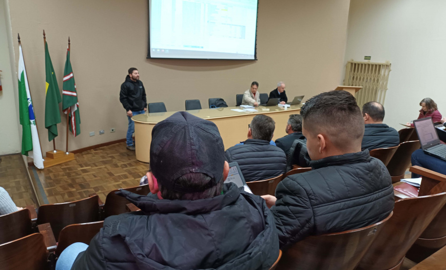 Nova fase do programa de distribuição de leite do Estado começa em agosto