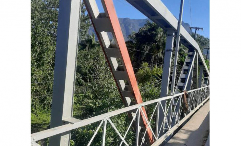Bloqueios em ponte de Porto de Cima, distrito de Morretes, são adiados devido às chuvas