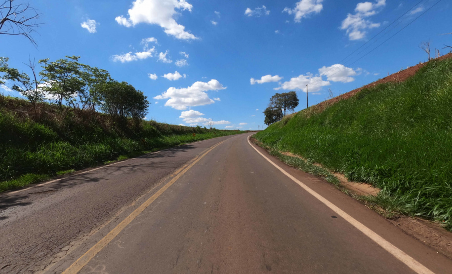 Governo lança edital para nova rodovia estadual em concreto