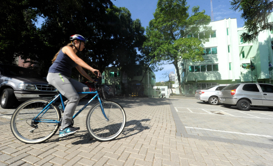 Detran–PR orienta sobre nova regulamentação de trânsito para ciclomotores, patinetes, bicicletas e skates elétricos