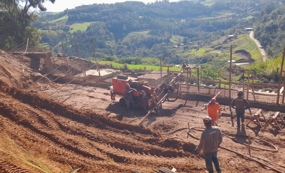 Recuperação de rodovia em Salgado Filho deve ser concluída em outubro