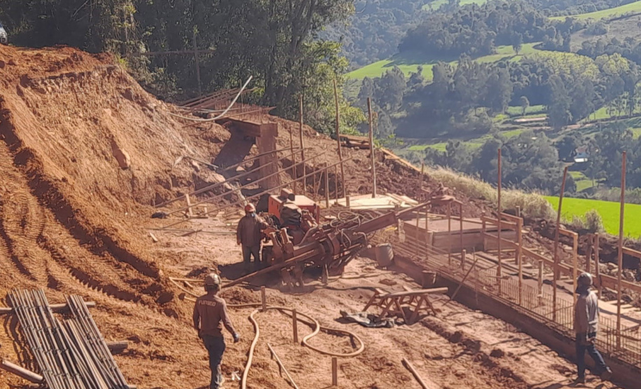 Recuperação de rodovia em Salgado Filho deve ser concluída em outubro