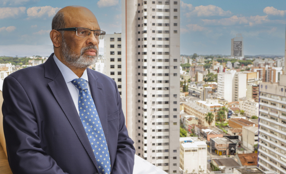 Paraná conclui 70% das contratações e licitações em projeto de modernização da gestão fiscal