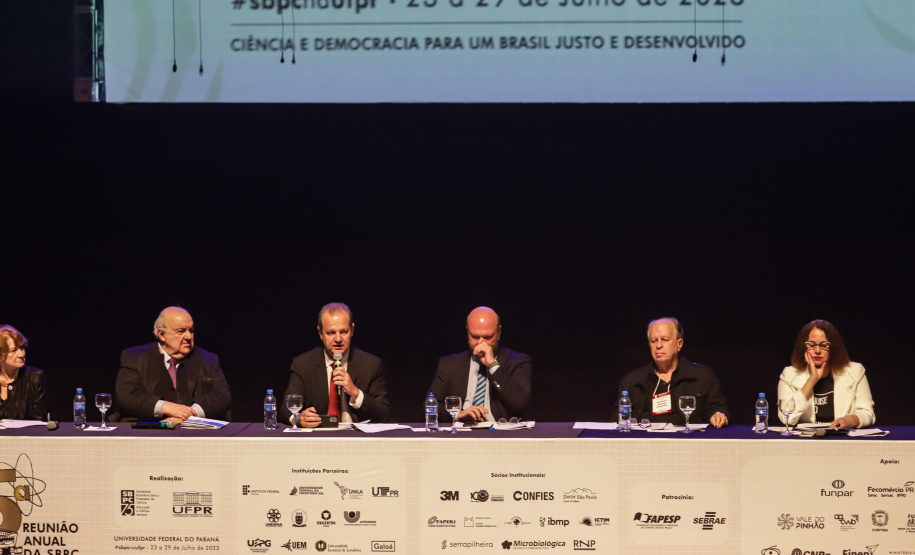 Curitiba, 23 de julho de 2023 - Abertura da 75ª Reunião Anual da SBPC - Sociedade Brasileira para o Progresso da Ciência, que aconteceu no Teatro Guaira, e contou com a presença da ministra de  Ciência, Tecnologia e Inovação, Luciana Santos.