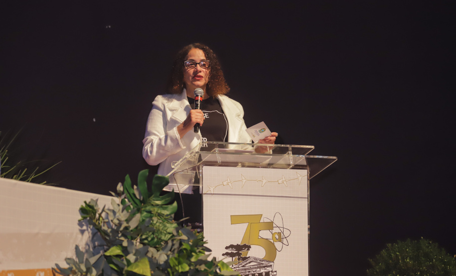 Curitiba, 23 de julho de 2023 - Abertura da 75ª Reunião Anual da SBPC - Sociedade Brasileira para o Progresso da Ciência, que aconteceu no Teatro Guaira, e contou com a presença da ministra de  Ciência, Tecnologia e Inovação, Luciana Santos.