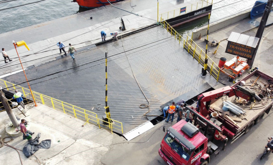 Ferry boat de Guaratuba opera normalmente após troca de ponte