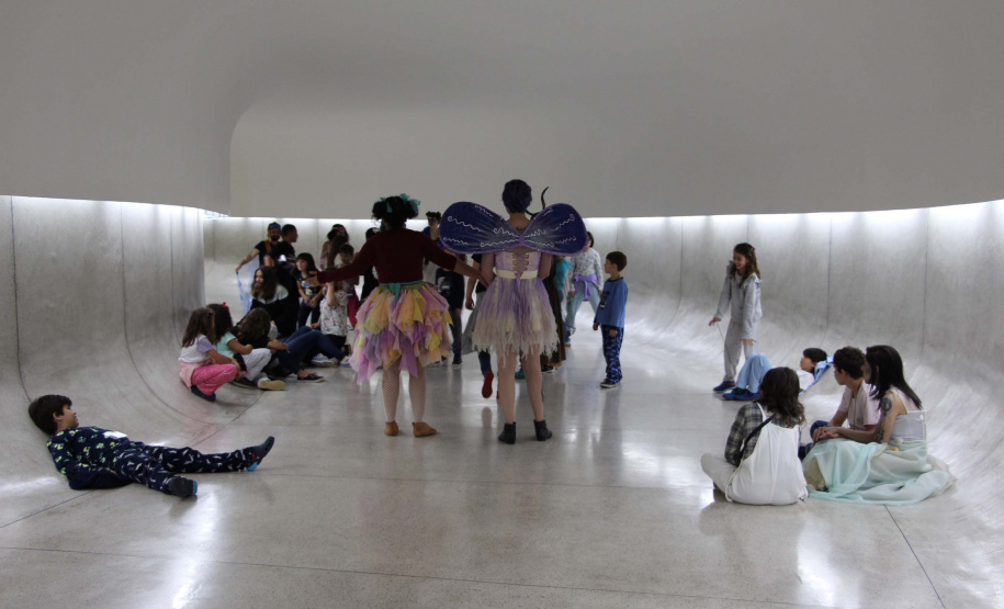 Museu Oscar Niemeyer realiza edição extra do “Uma Noite no MON”