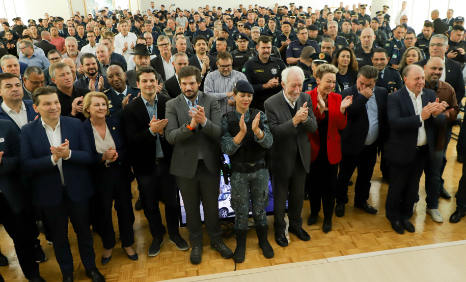 Governador em exercício Darci Piana participa do Encontro Estadual de Prefeitos, Secretários Municipais de Segurança e Guardas Municipais  -