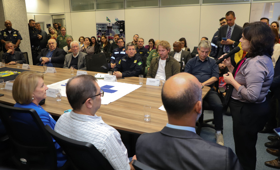 Vice Governador Darci Piana participa de encontro com os parceiros envolvidos na retomada do Serviço Aeromédico da PRF no Paraná - Foto: Ari Dias/AEN