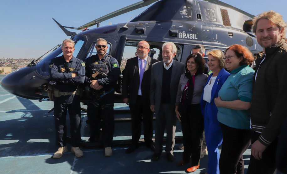 Vice Governador Darci Piana participa de encontro com os parceiros envolvidos na retomada do Serviço Aeromédico da PRF no Paraná - Foto: Ari Dias/AEN