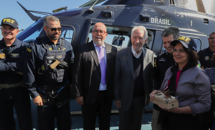 Vice Governador Darci Piana participa de encontro com os parceiros envolvidos na retomada do Serviço Aeromédico da PRF no Paraná - Foto: Ari Dias/AEN