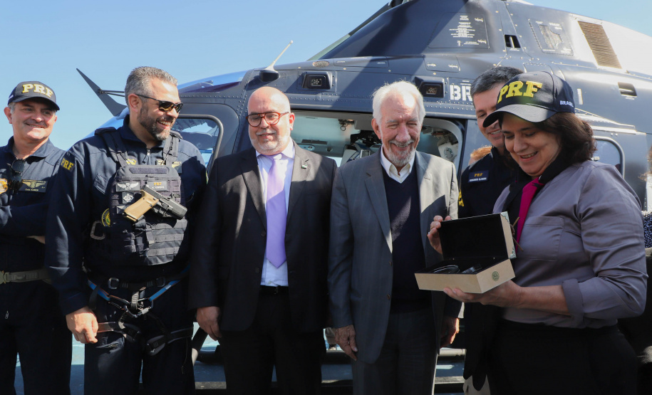 Vice Governador Darci Piana participa de encontro com os parceiros envolvidos na retomada do Serviço Aeromédico da PRF no Paraná - Foto: Ari Dias/AEN
