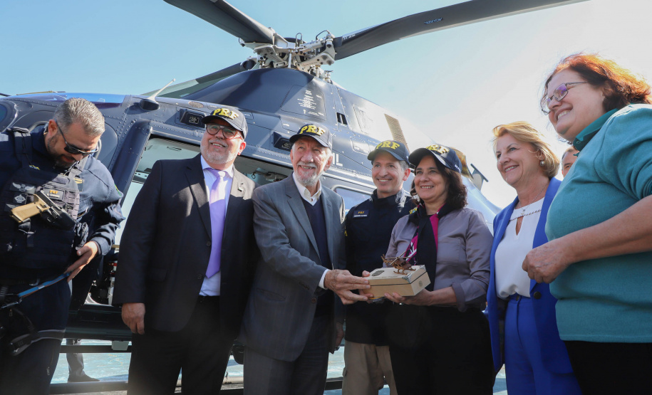 Vice Governador Darci Piana participa de encontro com os parceiros envolvidos na retomada do Serviço Aeromédico da PRF no Paraná - Foto: Ari Dias/AEN
