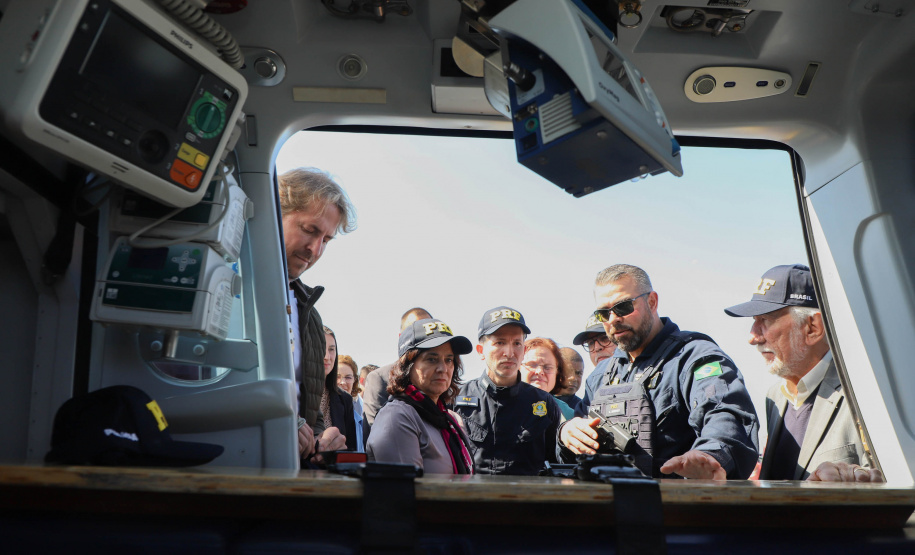 Vice Governador Darci Piana participa de encontro com os parceiros envolvidos na retomada do Serviço Aeromédico da PRF no Paraná - Foto: Ari Dias/AEN