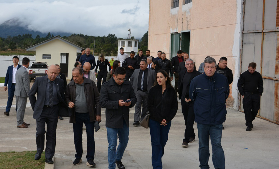Em Piraquara, membros do Consej conhecem e se surpreendem com modelo de gestão penitenciária do Paraná
