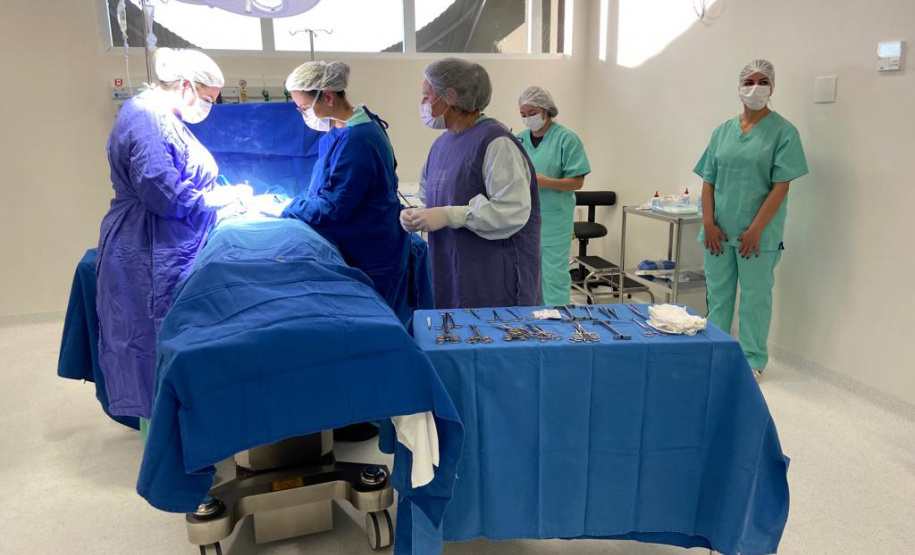 Com dez novos leitos, Centro Cirúrgico do Hospital Regional do Centro Oeste dá início a atendimentos