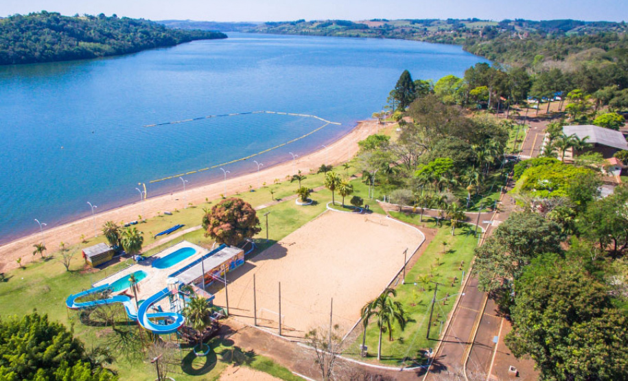 Pavimentação de estrada que leva a ponto turístico dará impulso ao setor em Cruzeiro do Iguaçu