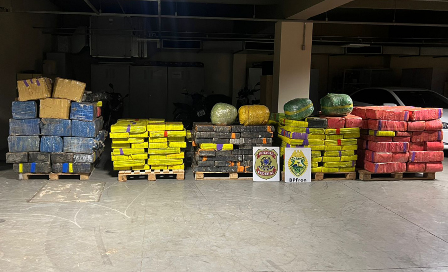 Polícia Militar apreende quase quatro toneladas de drogas em Pato Bragado