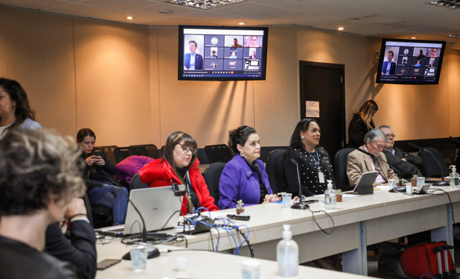 Estado empossa novos membros no Conselho Permanente dos Direitos Humanos do Paraná