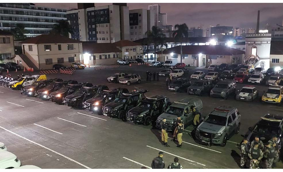 Polícia Militar deflagra operação contra o tráfico de drogas em bairro de Curitiba