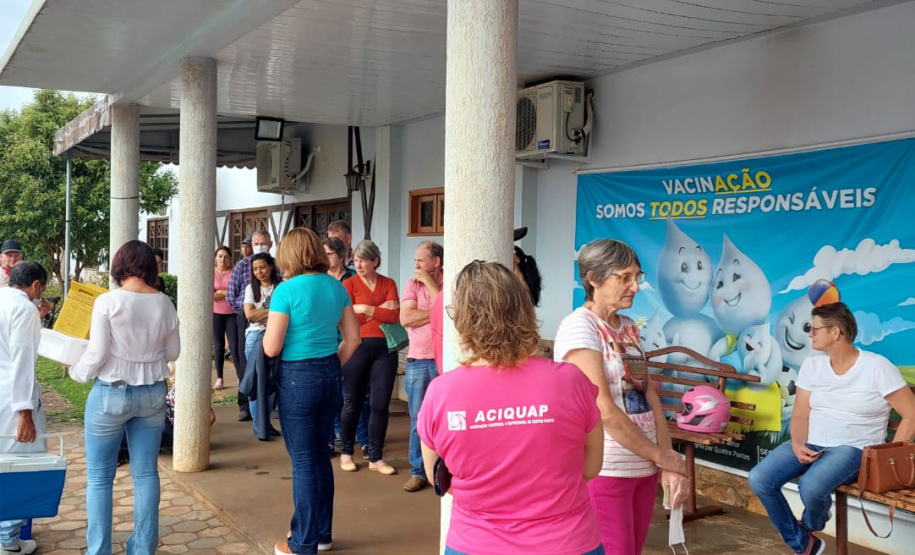 Mais de 500 doses da vacina contra meningite foram aplicadas neste final de semana na região Oeste do Paraná