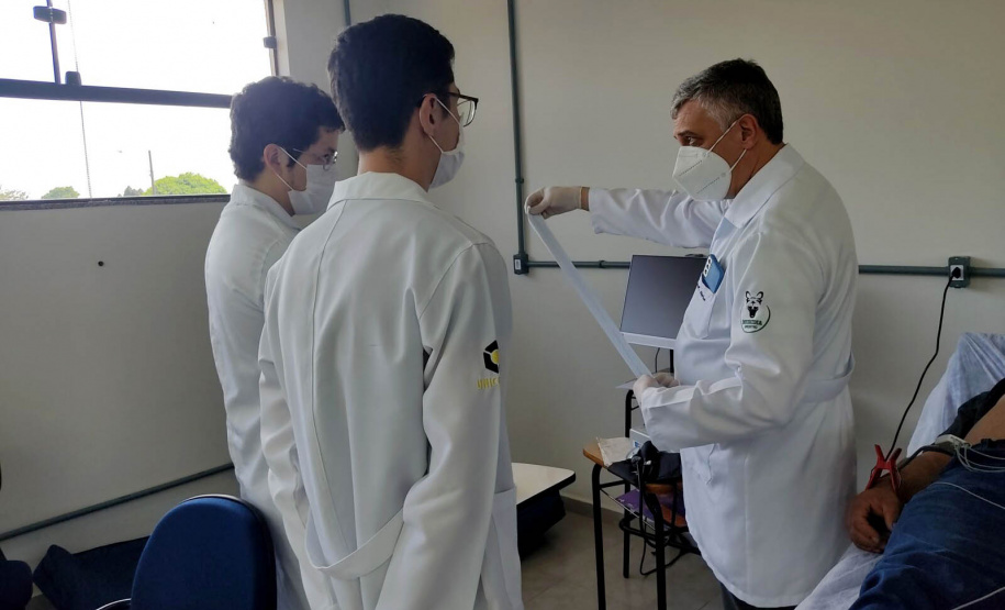 Mais de 600 pessoas já foram atendidas no Ambulatório Médico da Unicentro