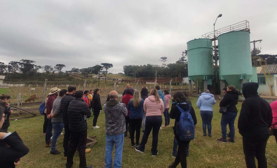 Professores e agentes de saúde recebem formação da Sanepar em saneamento ambiental