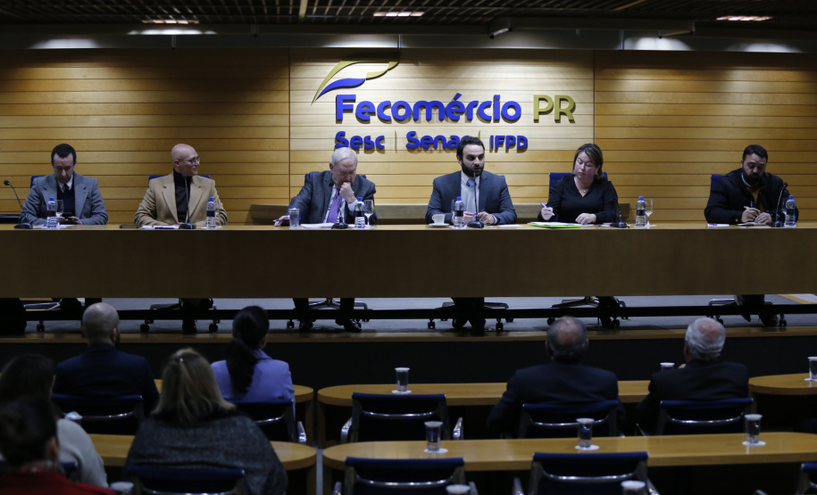 Encontro de Consulados e Câmaras de Comércio na sede da Fecomércio