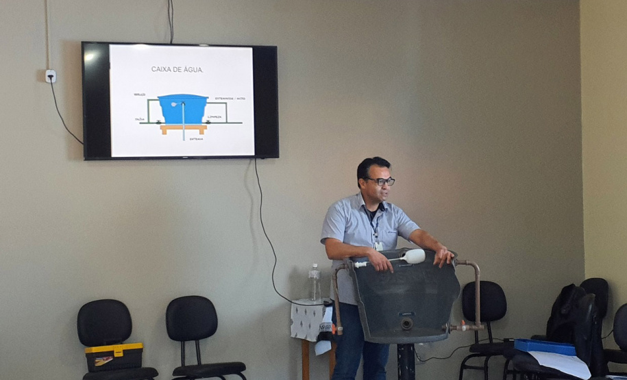 Em Prudentópolis, mulheres se formam encanadoras em curso de manutenção hidrossanitária da Sanepar