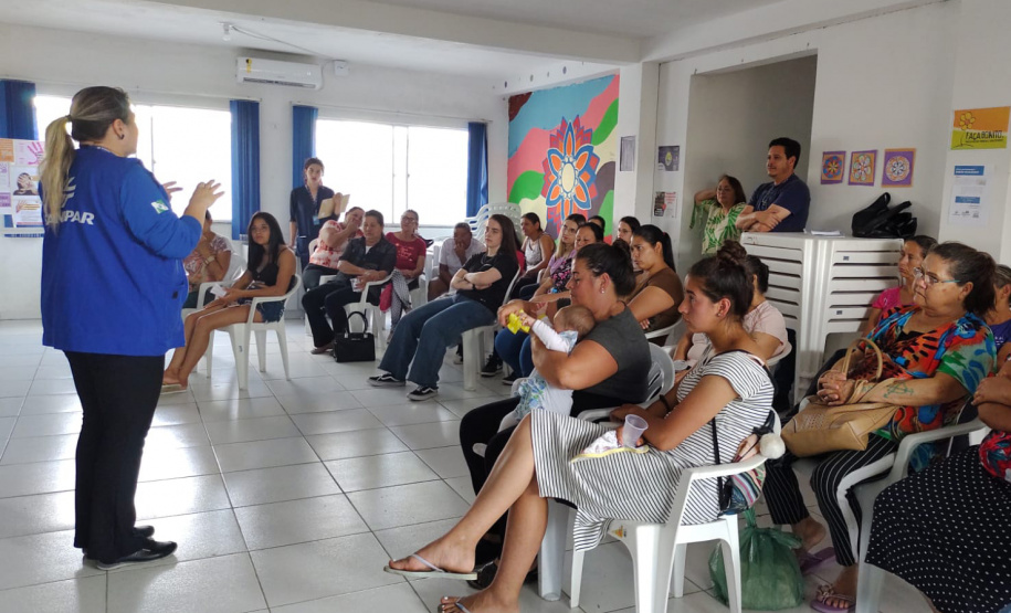 Mulheres de União da Vitória aprendem a fazer sabão ecológico