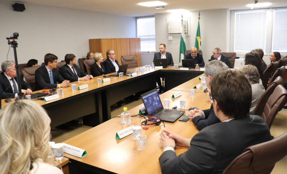 Tomam posse novos membros do Conselho de Contribuintes e Recursos Fiscais da Fazenda