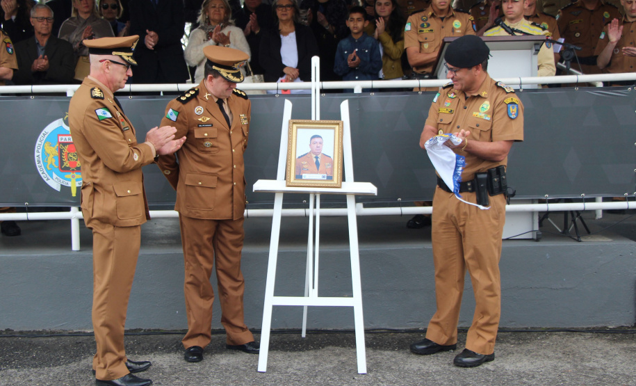PMPR realiza passagem de comando da Academia Policial Militar do Guatupê