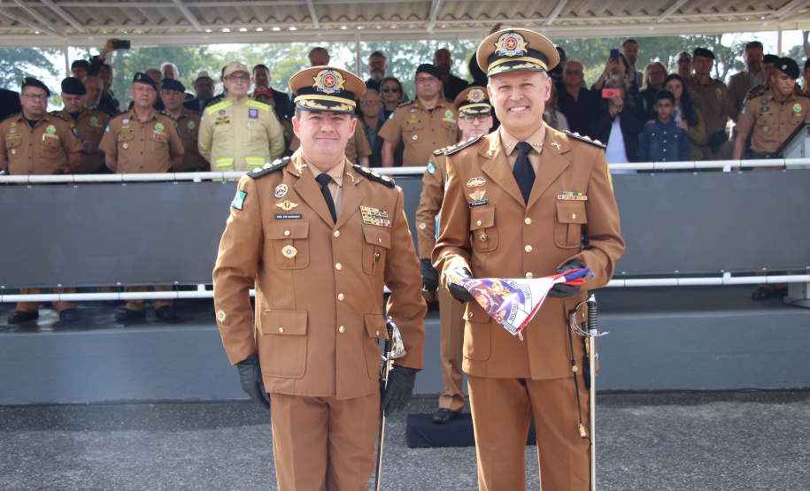 PMPR realiza passagem de comando da Academia Policial Militar do Guatupê