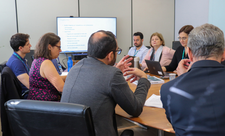 Mais de 80% das contratações para modernização fiscal do Paraná deverão ser concluídas em 2023