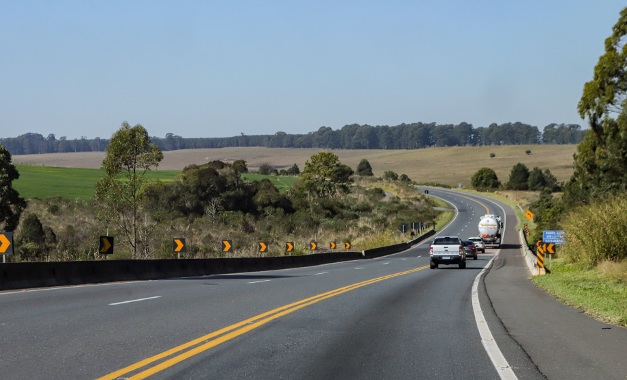 Lote 1 da nova concessão terá 156 km de duplicação na BR-277, entre Curitiba e Prudentópolis. BR-277 com BR-373.