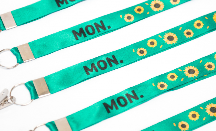 MON oferece Cordão de Girassóis ao público autista