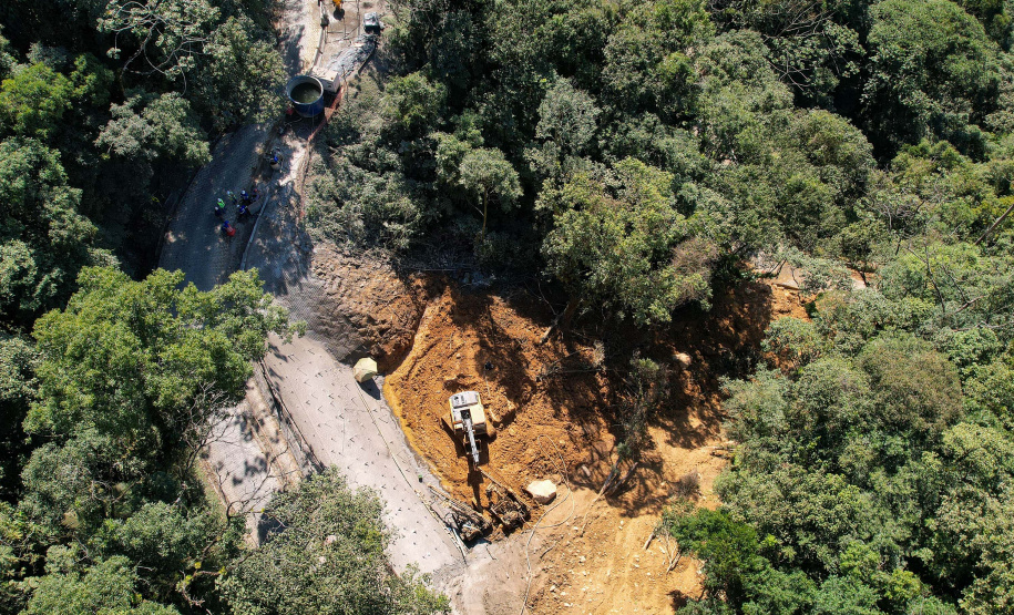 Obras na Graciosa avançam; primeiros trechos podem ficar prontos este mês