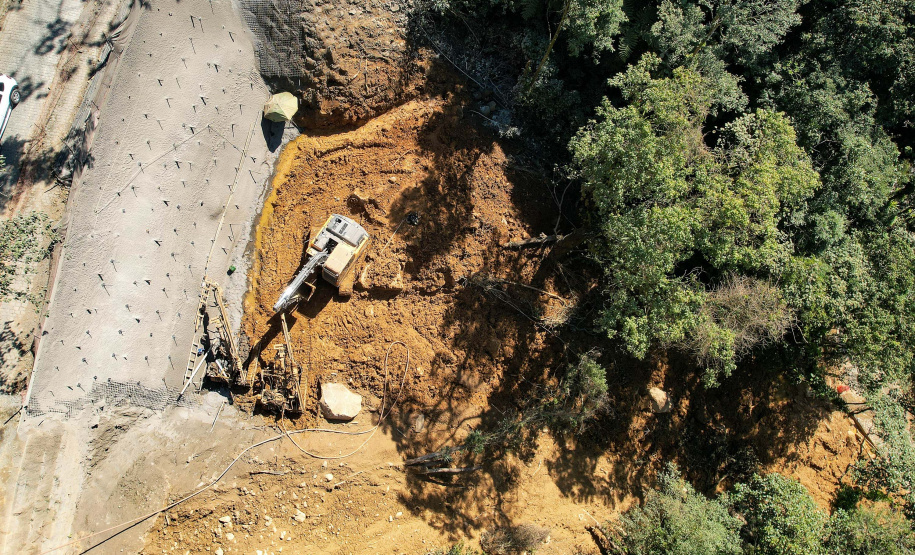 Obras na Graciosa avançam; primeiros trechos podem ficar prontos este mês