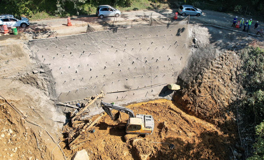 Obras na Graciosa avançam; primeiros trechos podem ficar prontos este mês