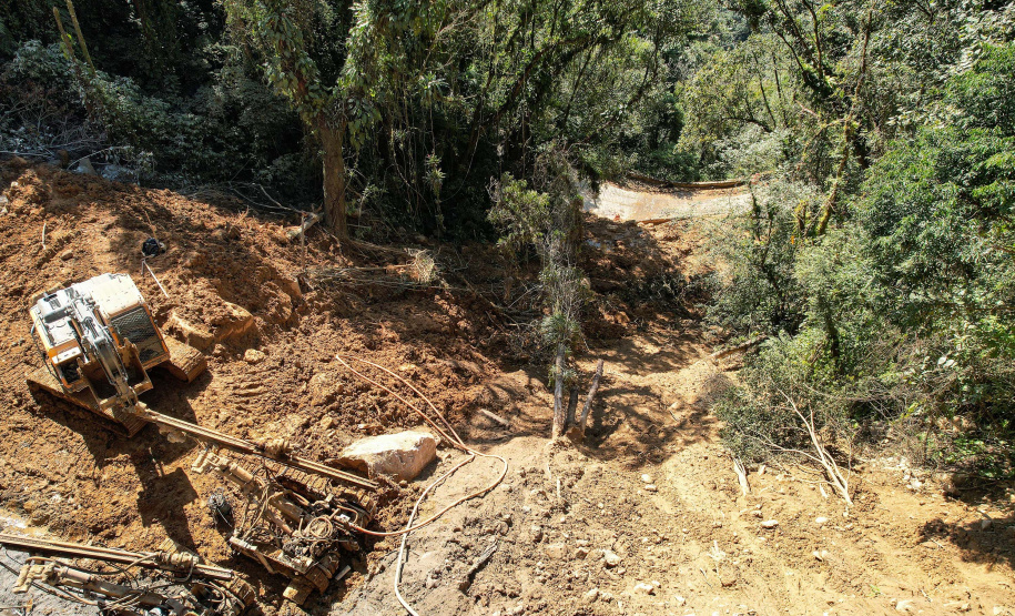 Obras na Graciosa avançam; primeiros trechos podem ficar prontos este mês