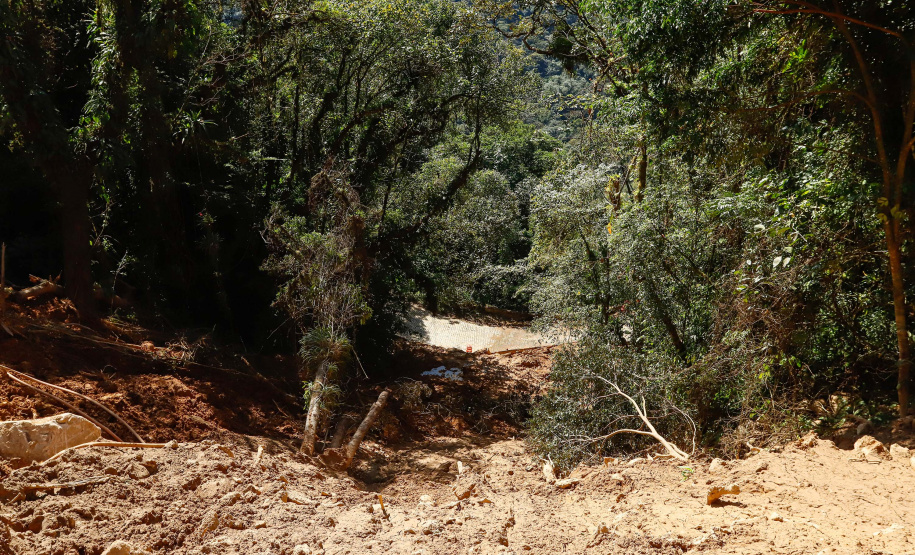 Obras na Graciosa avançam; primeiros trechos podem ficar prontos este mês