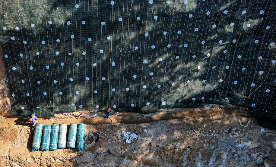 Obras na Graciosa avançam; primeiros trechos podem ficar prontos este mês