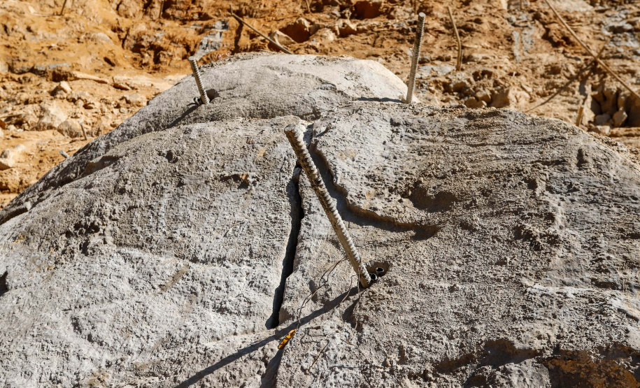 Obras na Graciosa avançam; primeiros trechos podem ficar prontos este mês