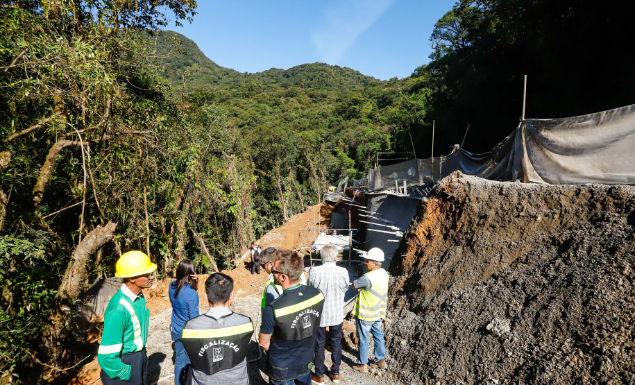 Obras na Graciosa avançam; primeiros trechos podem ficar prontos este mês