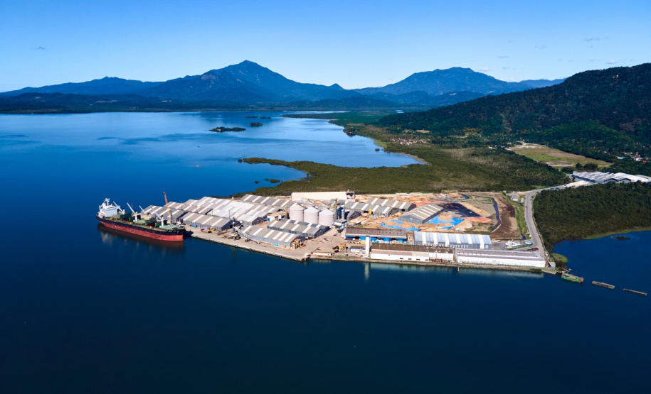 Porto de Antonina tem ganho operacional após conclusão das obras de dragagem de manutenção