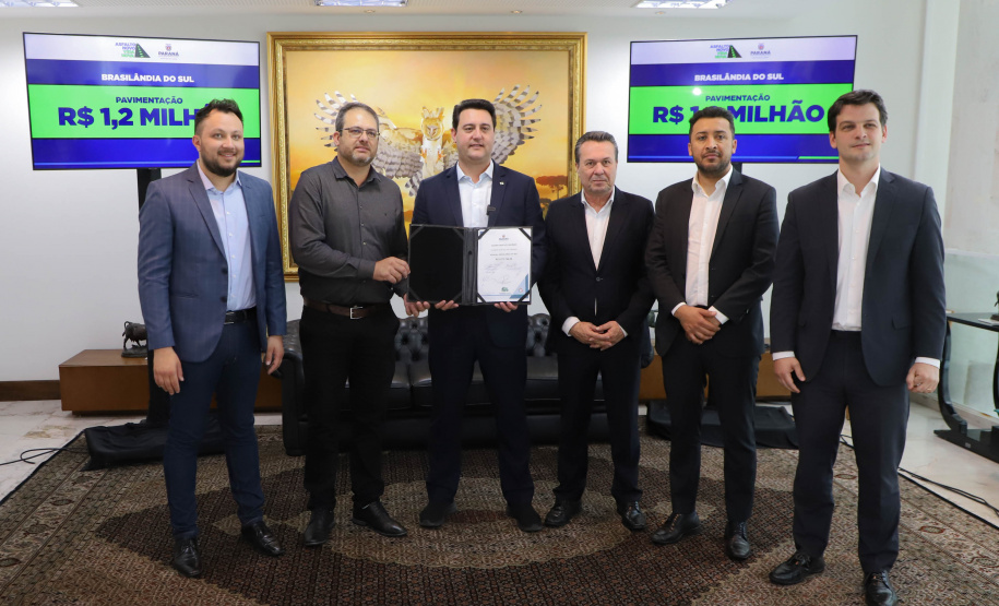 ASFALTO NOVO VIDA NOVA