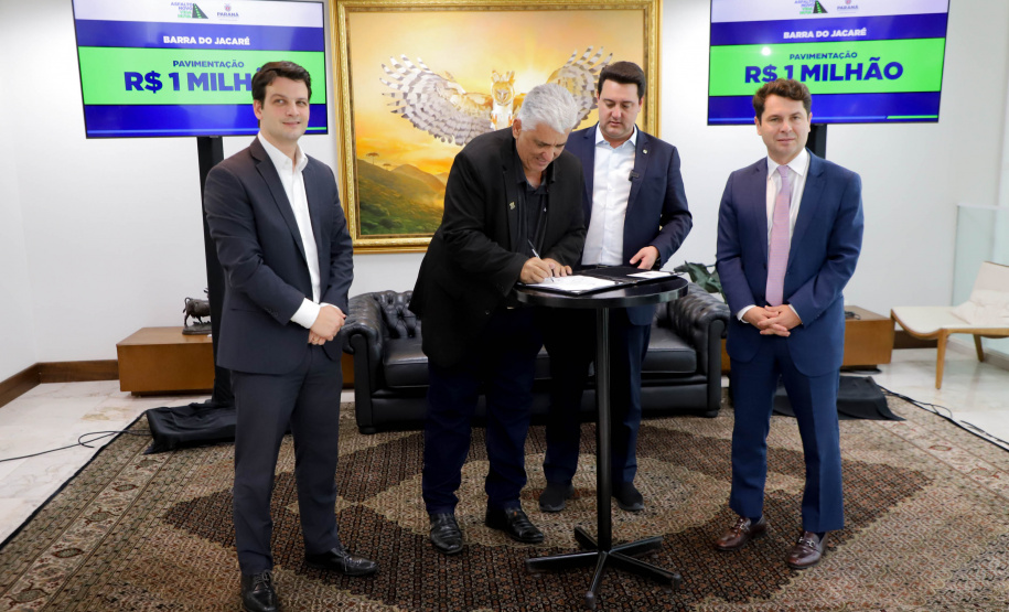 ASFALTO NOVO VIDA NOVA