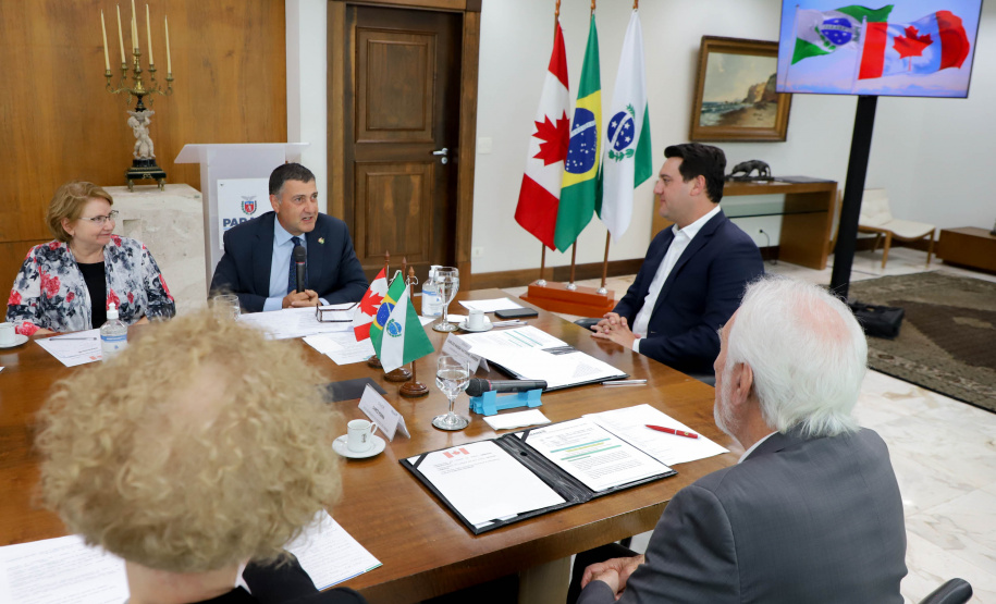 Embaixador do Canadá – Emmanuel Kamarianakis