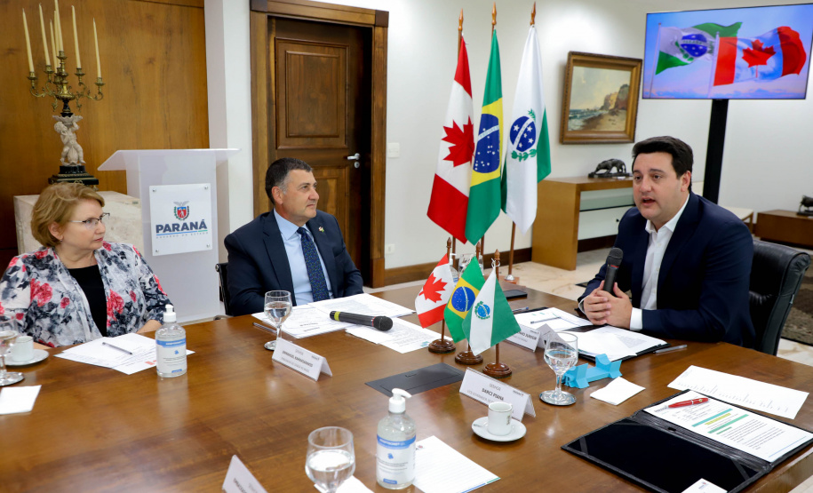 Embaixador do Canadá – Emmanuel Kamarianakis